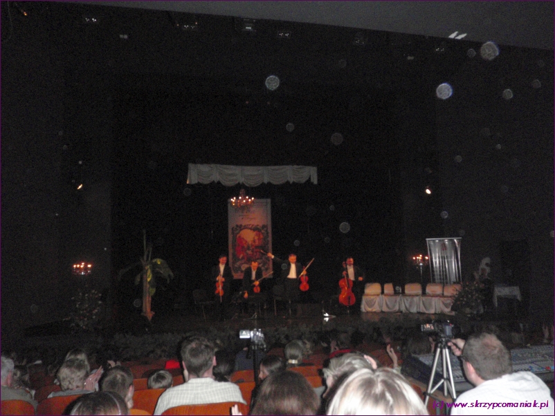 Trwa �adowanie zdj�cia...