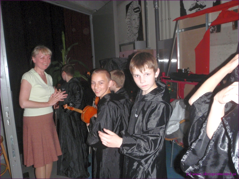 Trwa �adowanie zdj�cia...