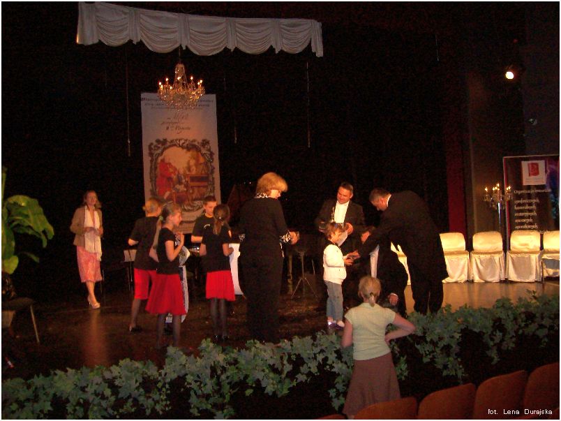 Trwa �adowanie zdj�cia...