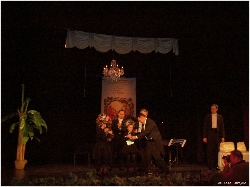 Trwa �adowanie zdj�cia...