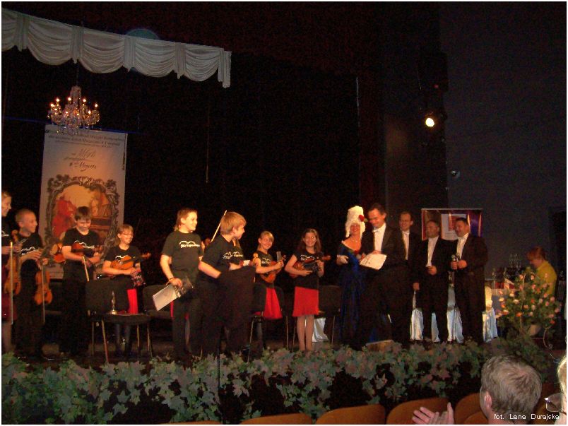 Trwa �adowanie zdj�cia...