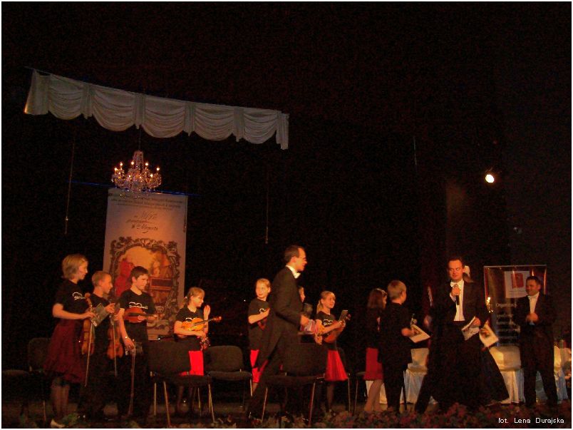 Trwa �adowanie zdj�cia...