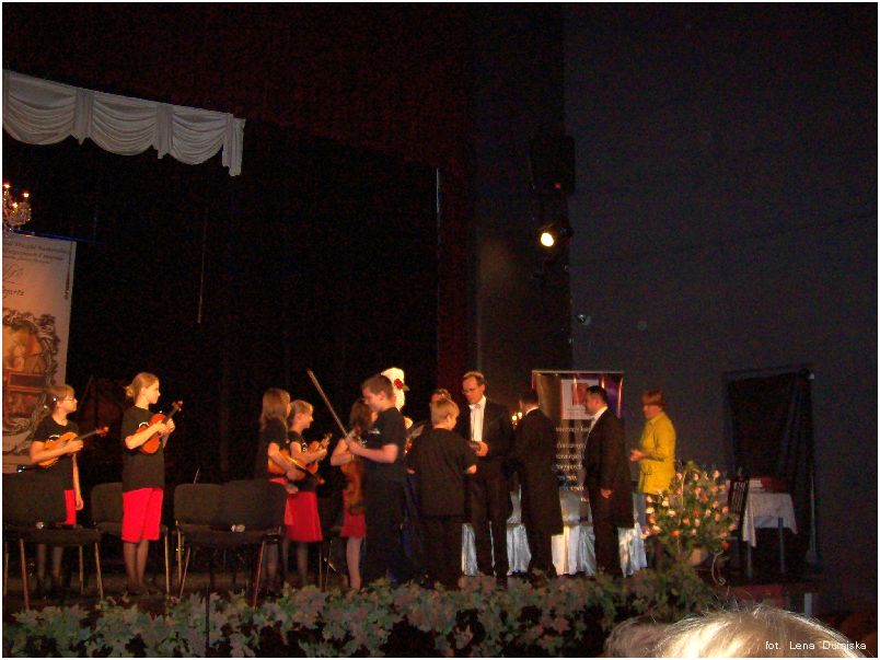 Trwa �adowanie zdj�cia...