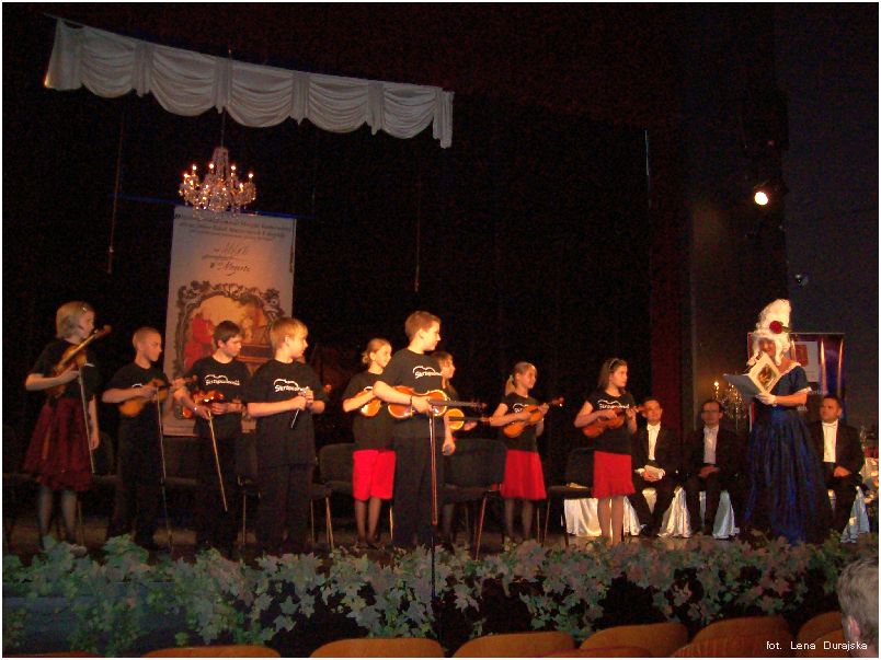 Trwa �adowanie zdj�cia...