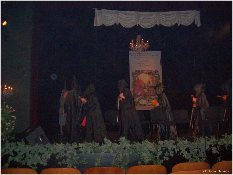 Trwa �adowanie zdj�cia...