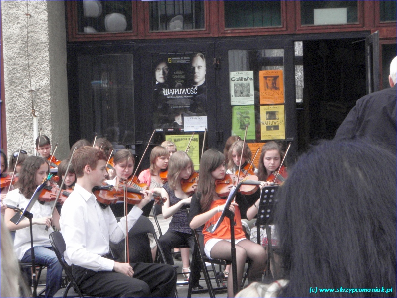 Trwa �adowanie zdj�cia...