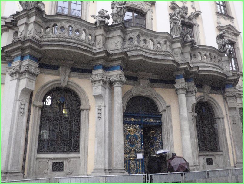 Trwa �adowanie zdj�cia...