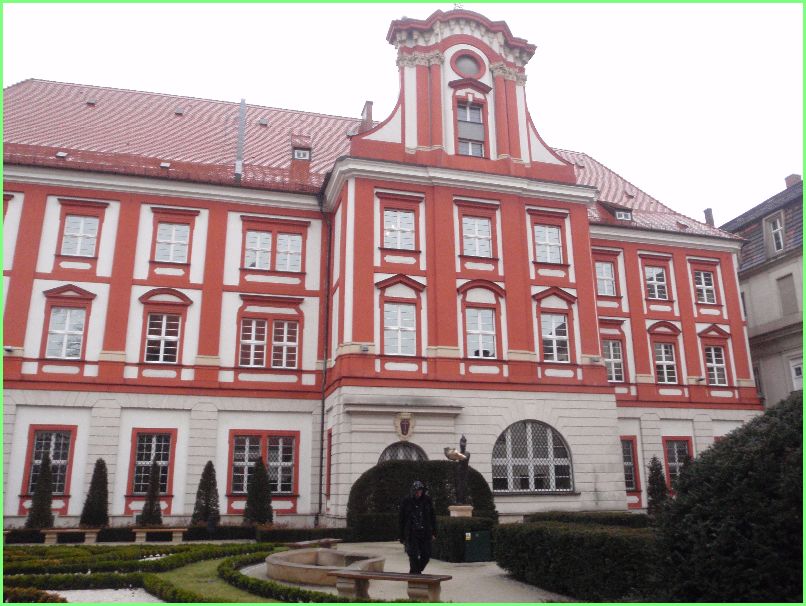 Trwa �adowanie zdj�cia...