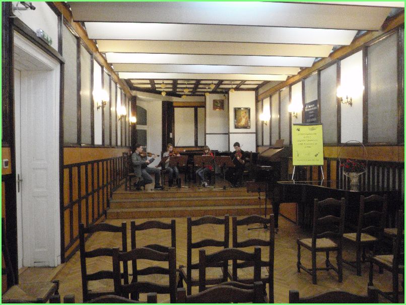 Trwa �adowanie zdj�cia...