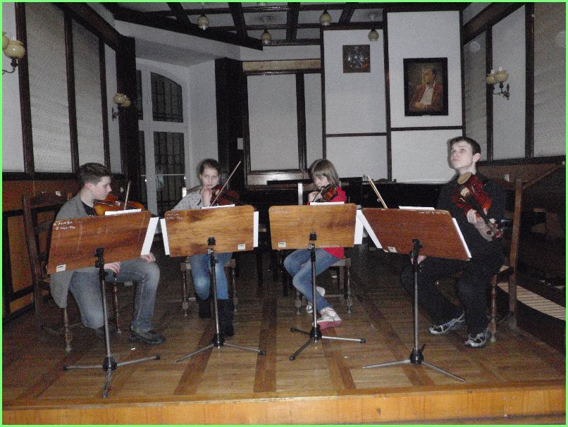 Trwa �adowanie zdj�cia...