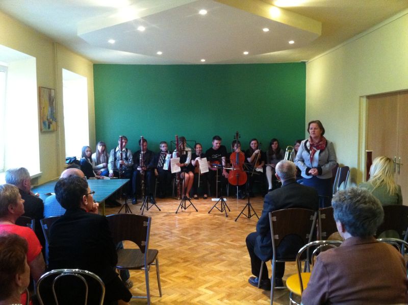 Trwa �adowanie zdj�cia...