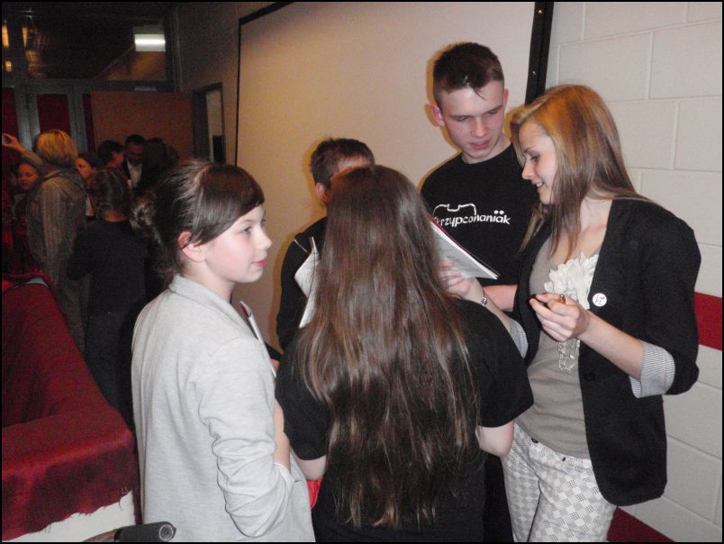 Trwa �adowanie zdj�cia...