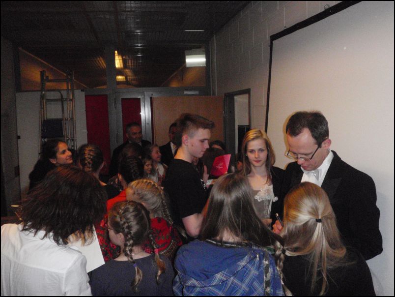 Trwa �adowanie zdj�cia...