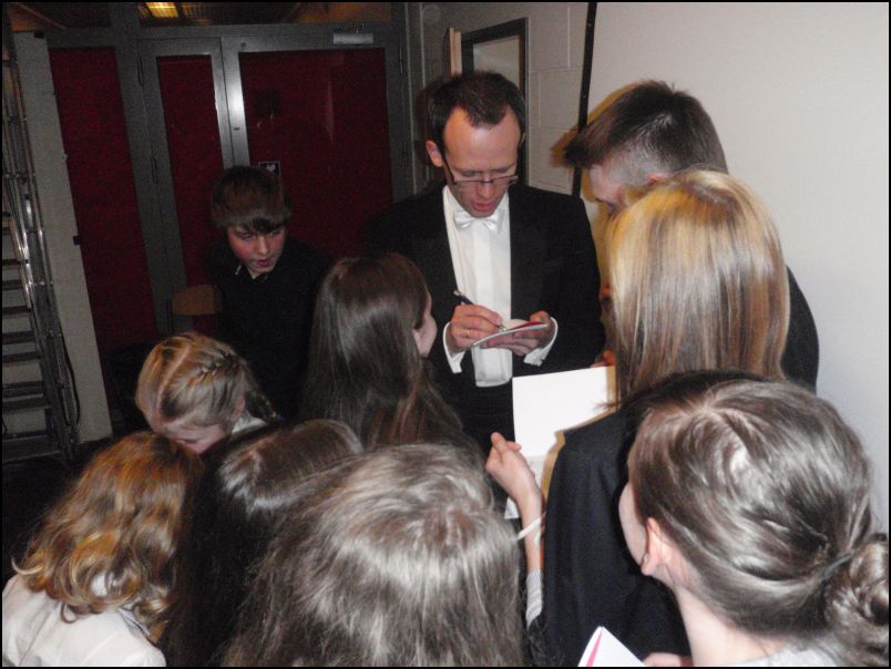 Trwa �adowanie zdj�cia...