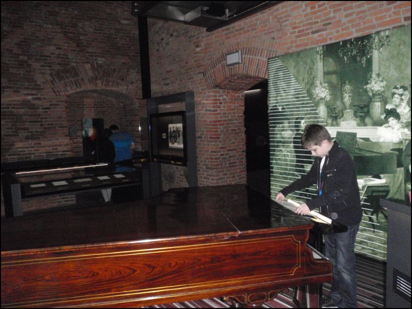 Trwa �adowanie zdj�cia...