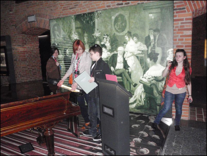 Trwa �adowanie zdj�cia...