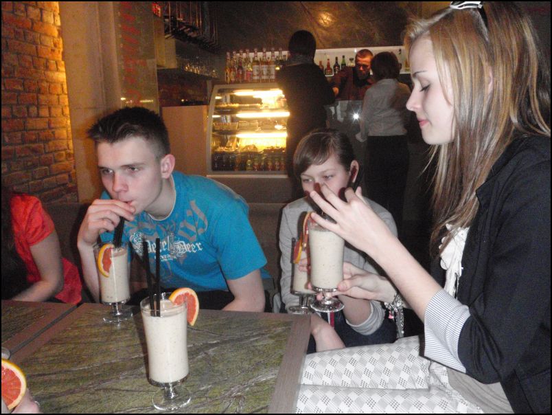 Trwa �adowanie zdj�cia...