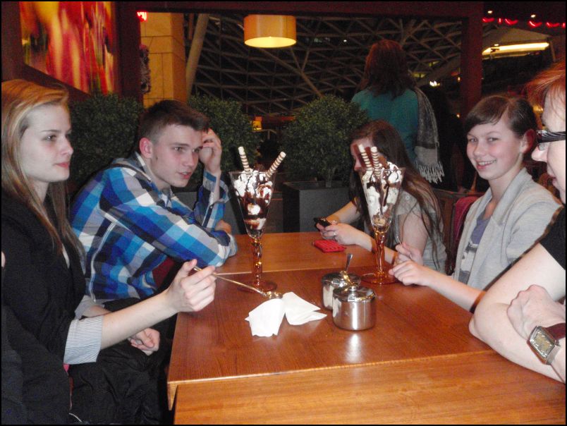 Trwa �adowanie zdj�cia...