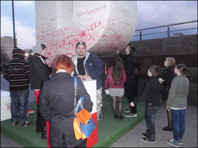 Trwa �adowanie zdj�cia...