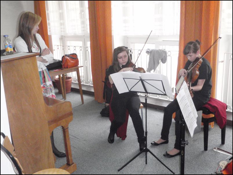 Trwa �adowanie zdj�cia...