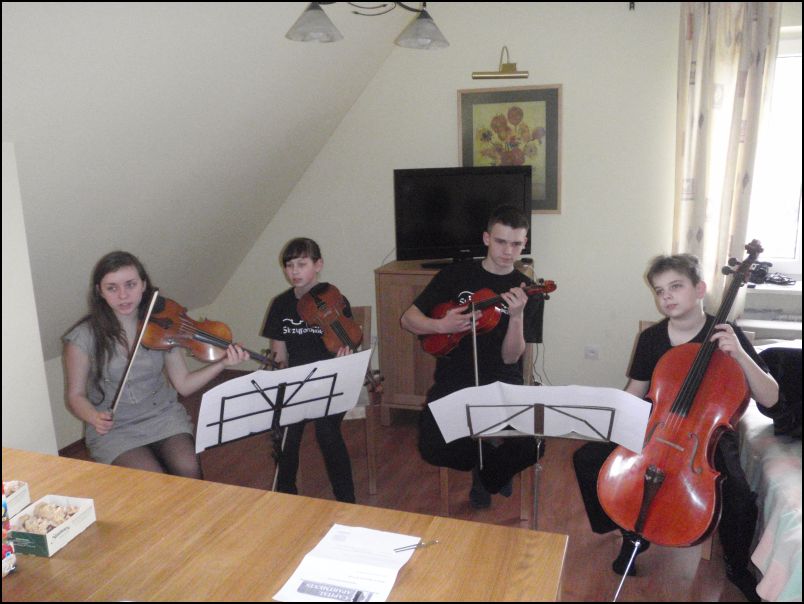 Trwa �adowanie zdj�cia...