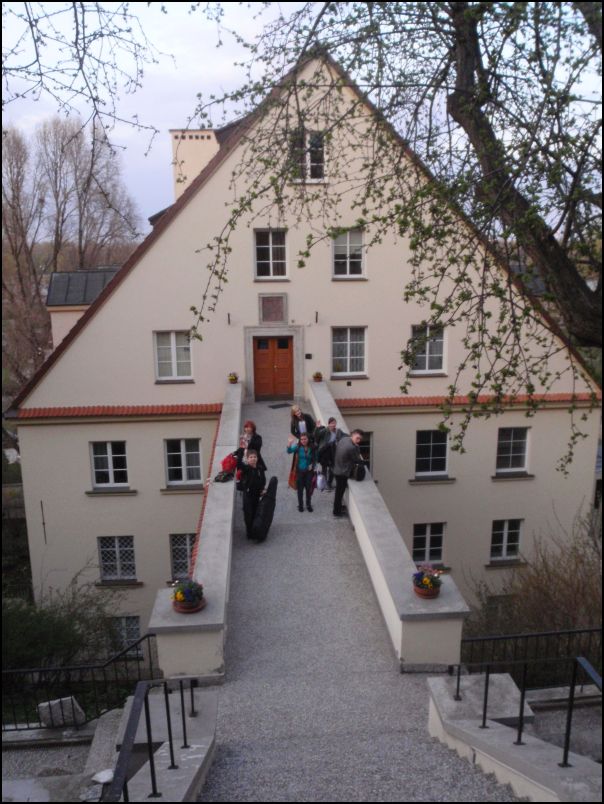 Trwa �adowanie zdj�cia...