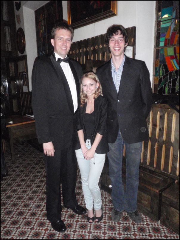 Trwa �adowanie zdj�cia...