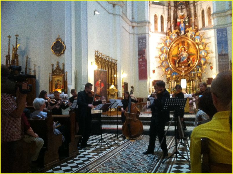 Trwa �adowanie zdj�cia...