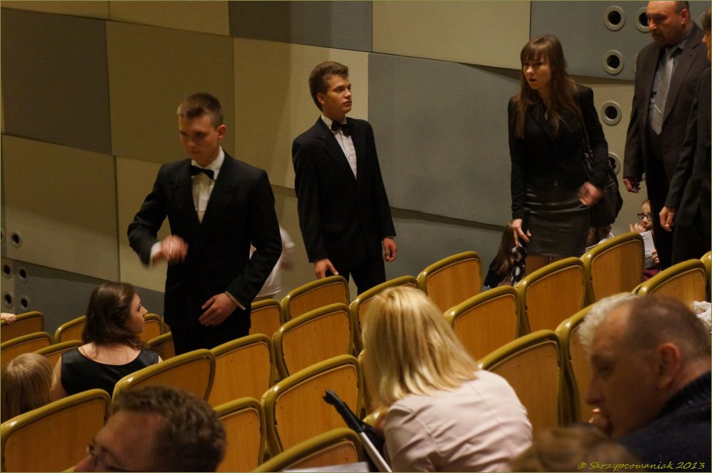 Trwa �adowanie zdj�cia...