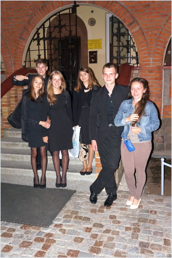 Trwa �adowanie zdj�cia...