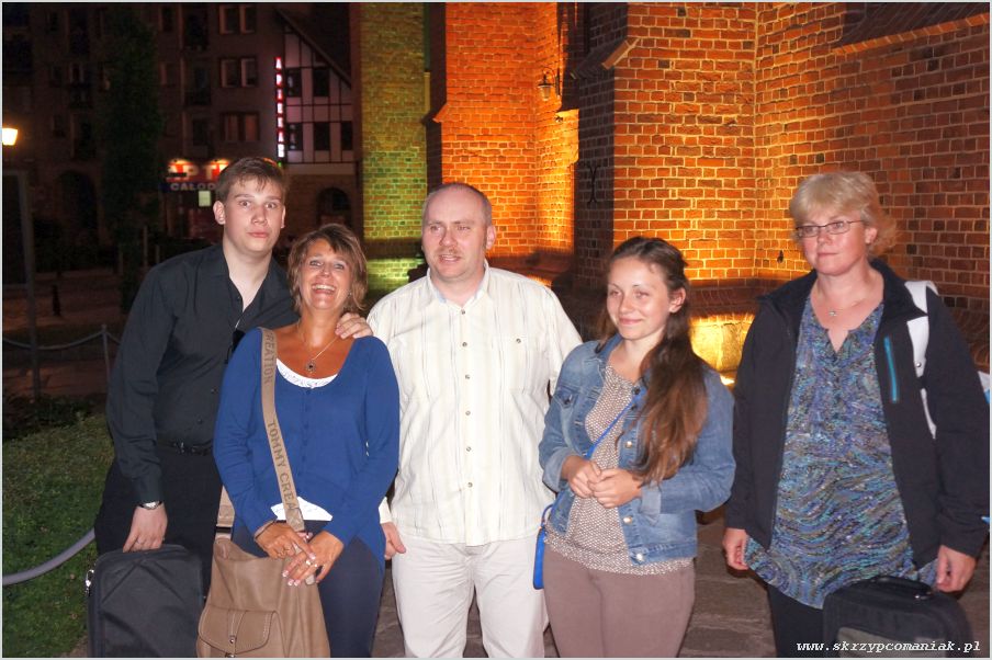 Trwa �adowanie zdj�cia...