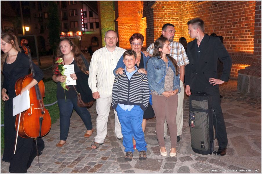 Trwa �adowanie zdj�cia...