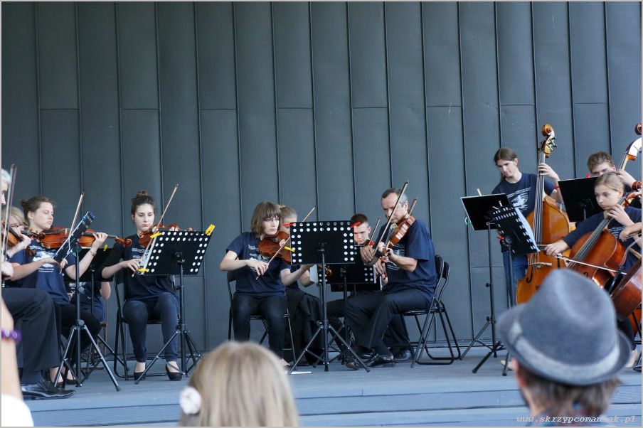 Trwa �adowanie zdj�cia...