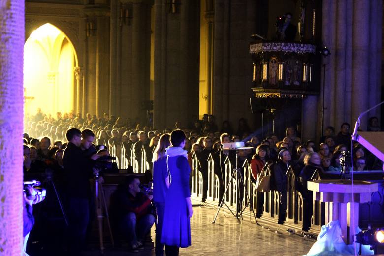 Trwa �adowanie zdj�cia...