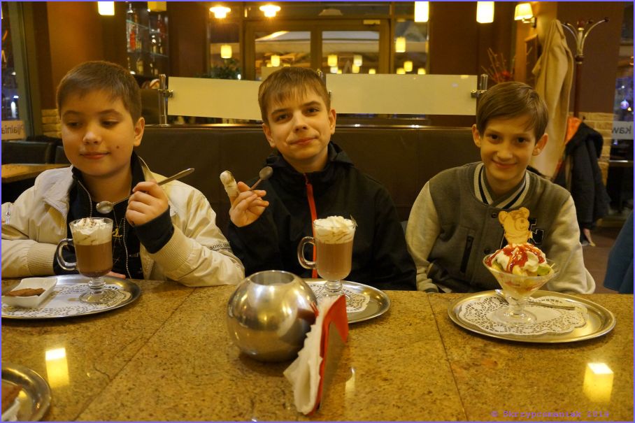 Trwa �adowanie zdj�cia...