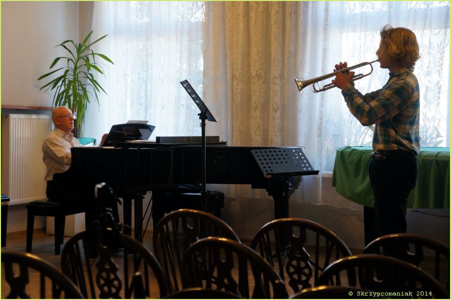 Trwa �adowanie zdj�cia...