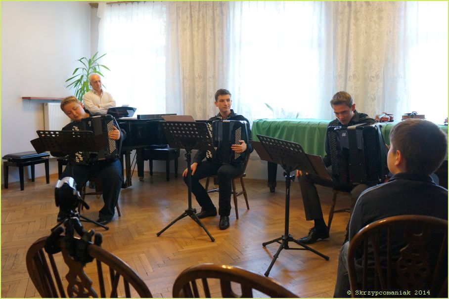 Trwa �adowanie zdj�cia...