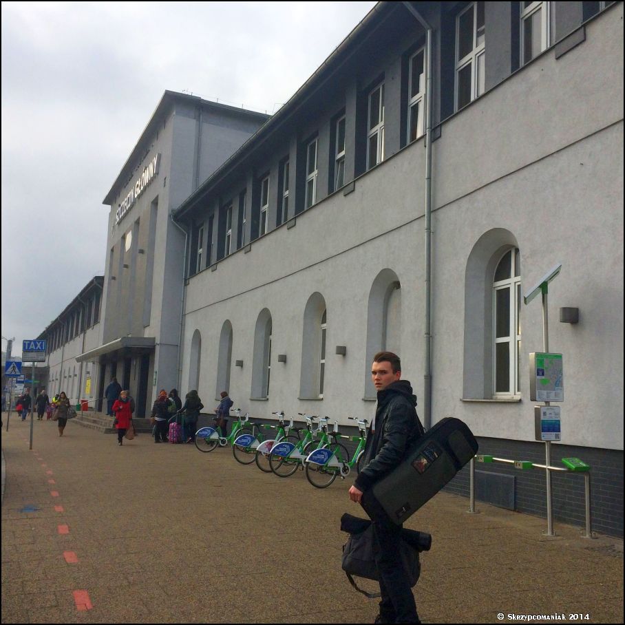 Trwa �adowanie zdj�cia...