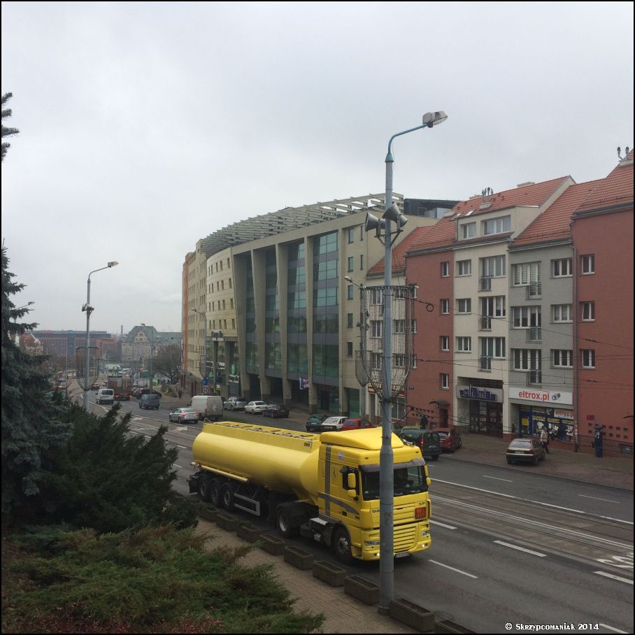 Trwa �adowanie zdj�cia...