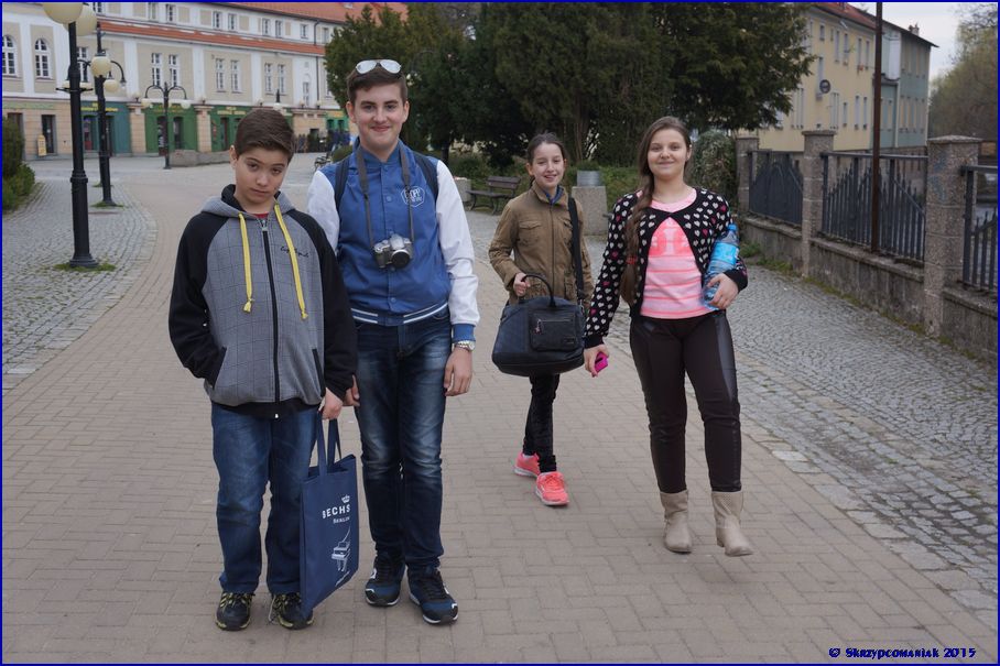 Trwa �adowanie zdj�cia...