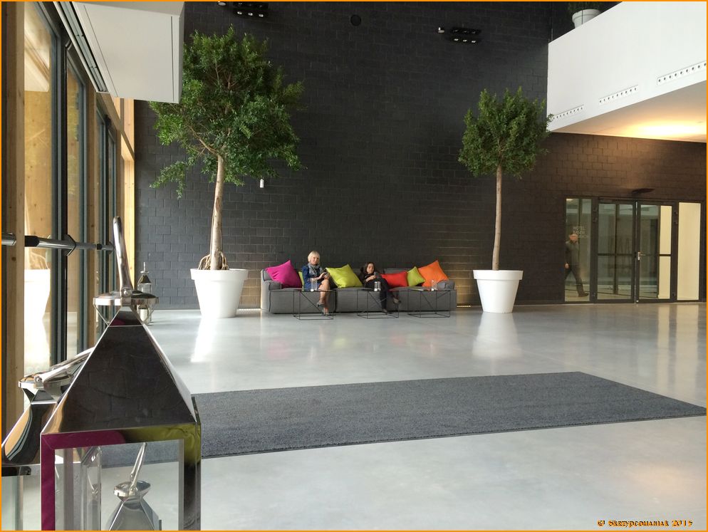 Trwa �adowanie zdj�cia...