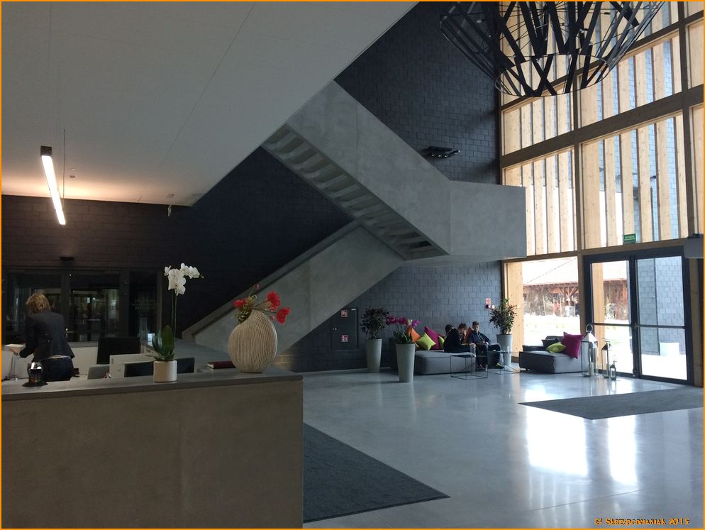 Trwa �adowanie zdj�cia...