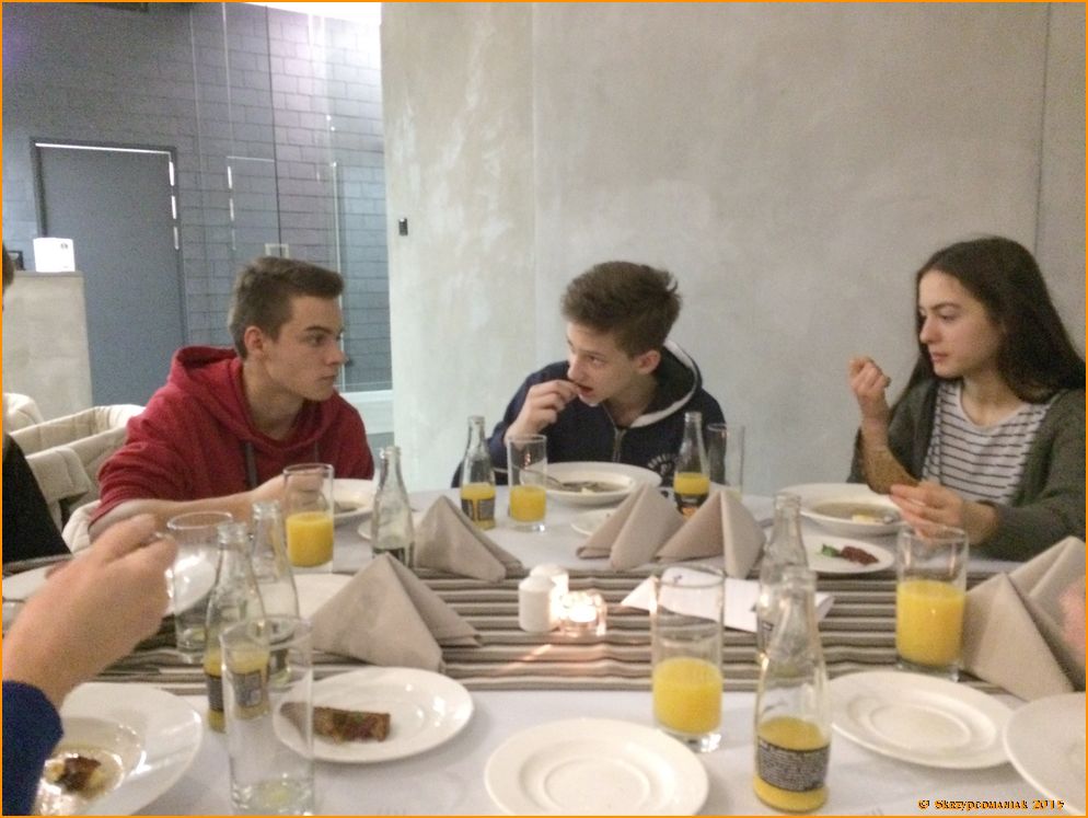 Trwa �adowanie zdj�cia...