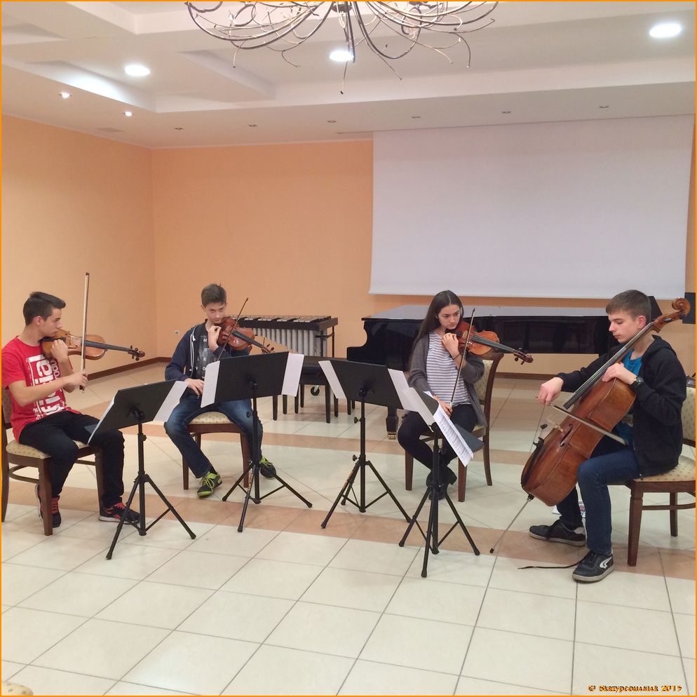 Trwa �adowanie zdj�cia...