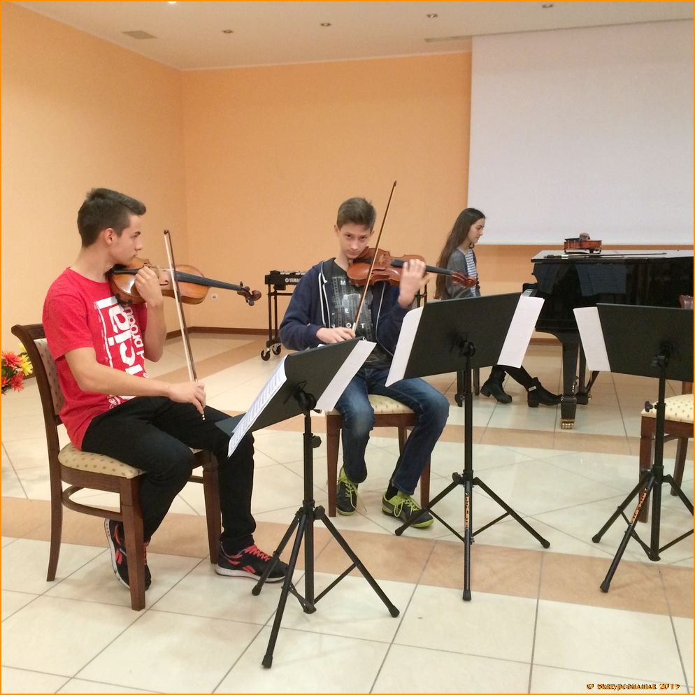 Trwa �adowanie zdj�cia...