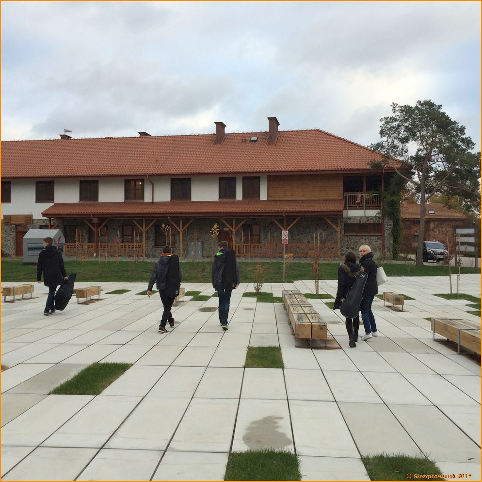 Trwa �adowanie zdj�cia...