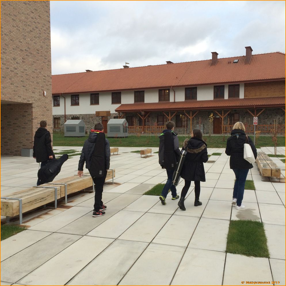 Trwa �adowanie zdj�cia...