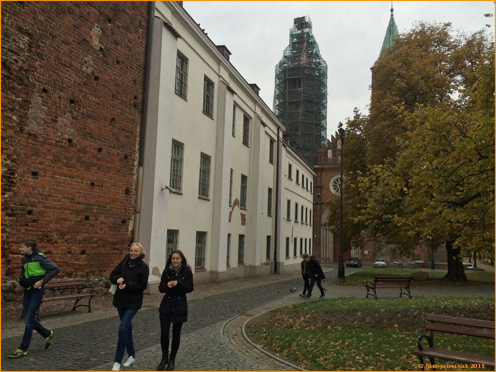 Trwa �adowanie zdj�cia...