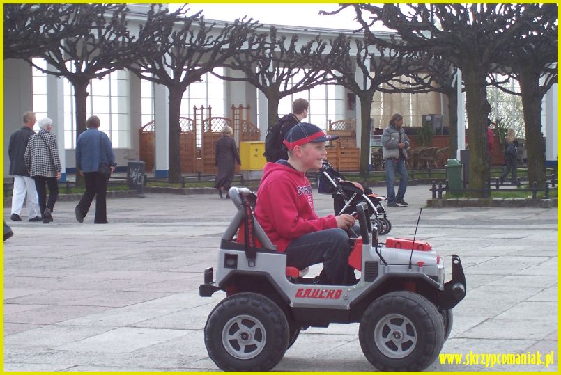 Trwa �adowanie zdj�cia...