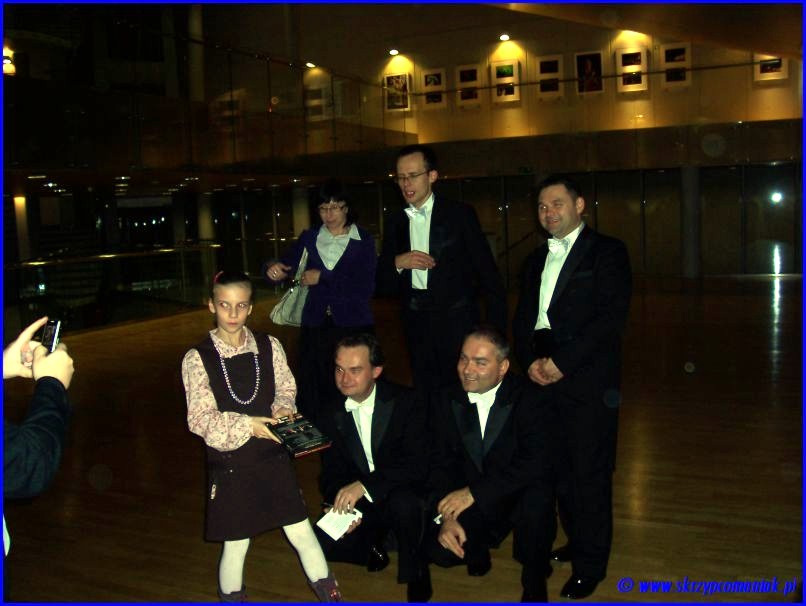 Trwa �adowanie zdj�cia...